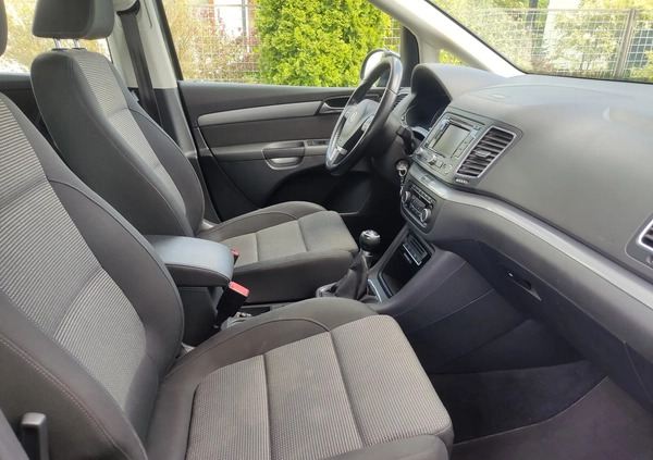 Volkswagen Sharan cena 29600 przebieg: 310000, rok produkcji 2011 z Milicz małe 211
